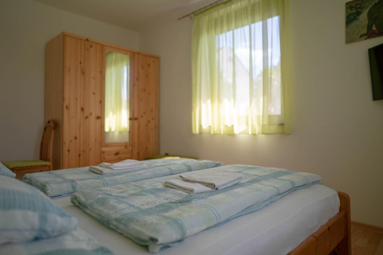 Marietta Apartman ヘーヴィーズ エクステリア 写真