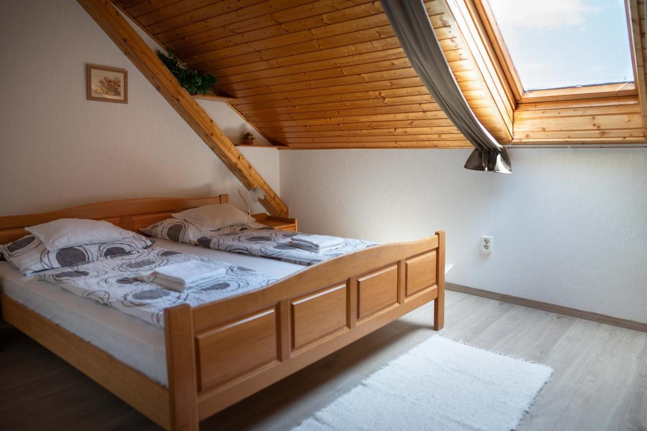 Marietta Apartman ヘーヴィーズ エクステリア 写真
