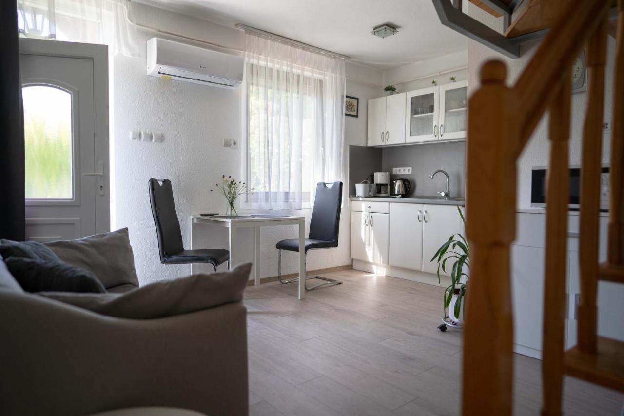 Marietta Apartman ヘーヴィーズ エクステリア 写真